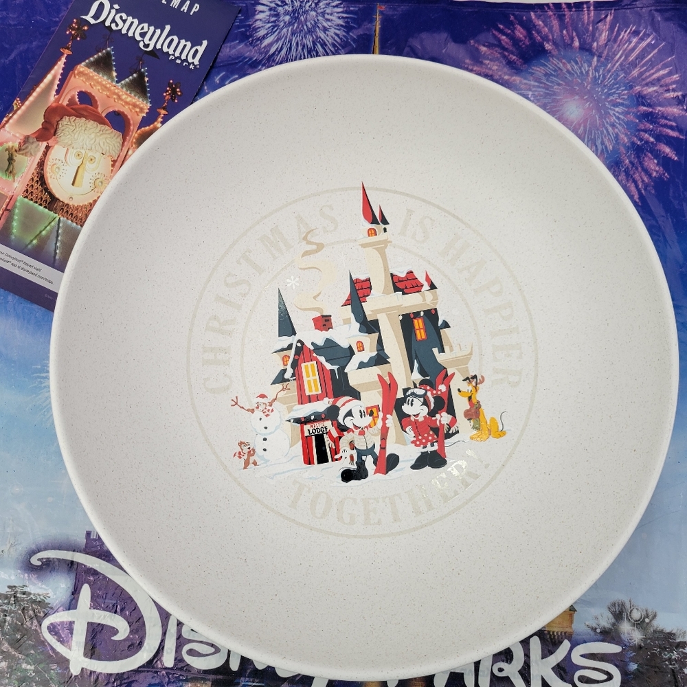 DisneyParks Walt's Holiday Lodge Mickey & Friends Serve Bowl NWT